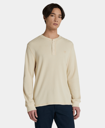 Polo Henley Regular Fit Con Tejido Waffle Para Hombre, Beige