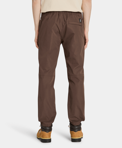 Jogger Repelente Al Agua Regular Tapered Fit Para Hombre, Café