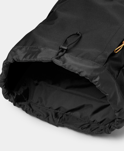 Mochila Heritage Flap Unisex, Negro