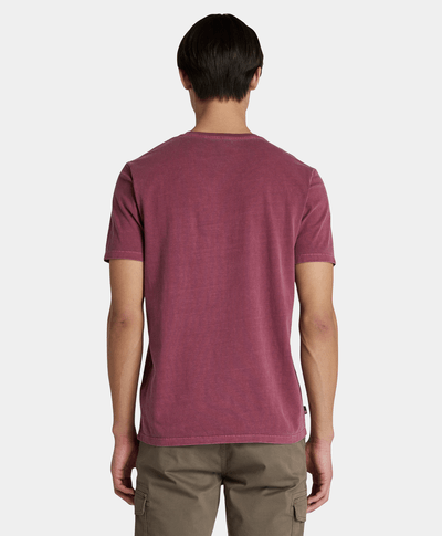 Playera Garment Dyed Regular Fit Para Hombre, Vino