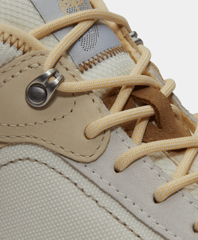 Tenis impermeables TimberCush™ Motion 7 Mid para Mujer, Beige