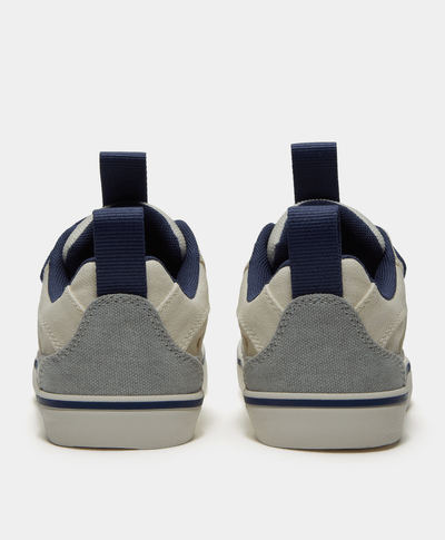 Tenis Stone Jump con gancho y bucle para niños pequeños, Beige